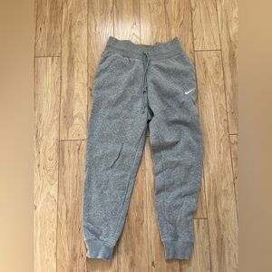 Nike Womens Heather Gray Sweatpants